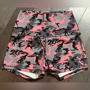 Born Primitive Women's Pink Woodland Athletic Shorts Stretch Spandex LN